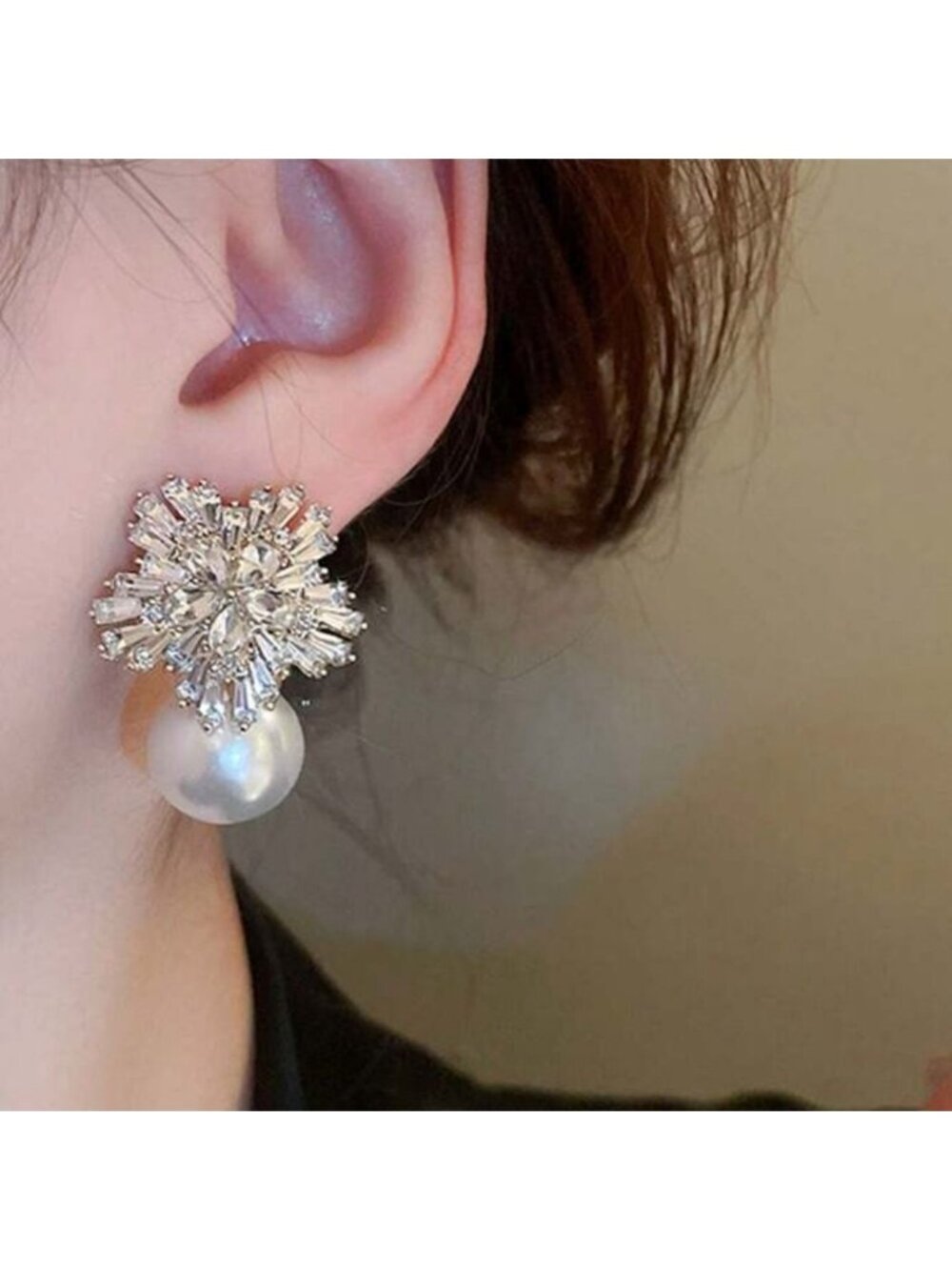 Pearl statement earrings A286
